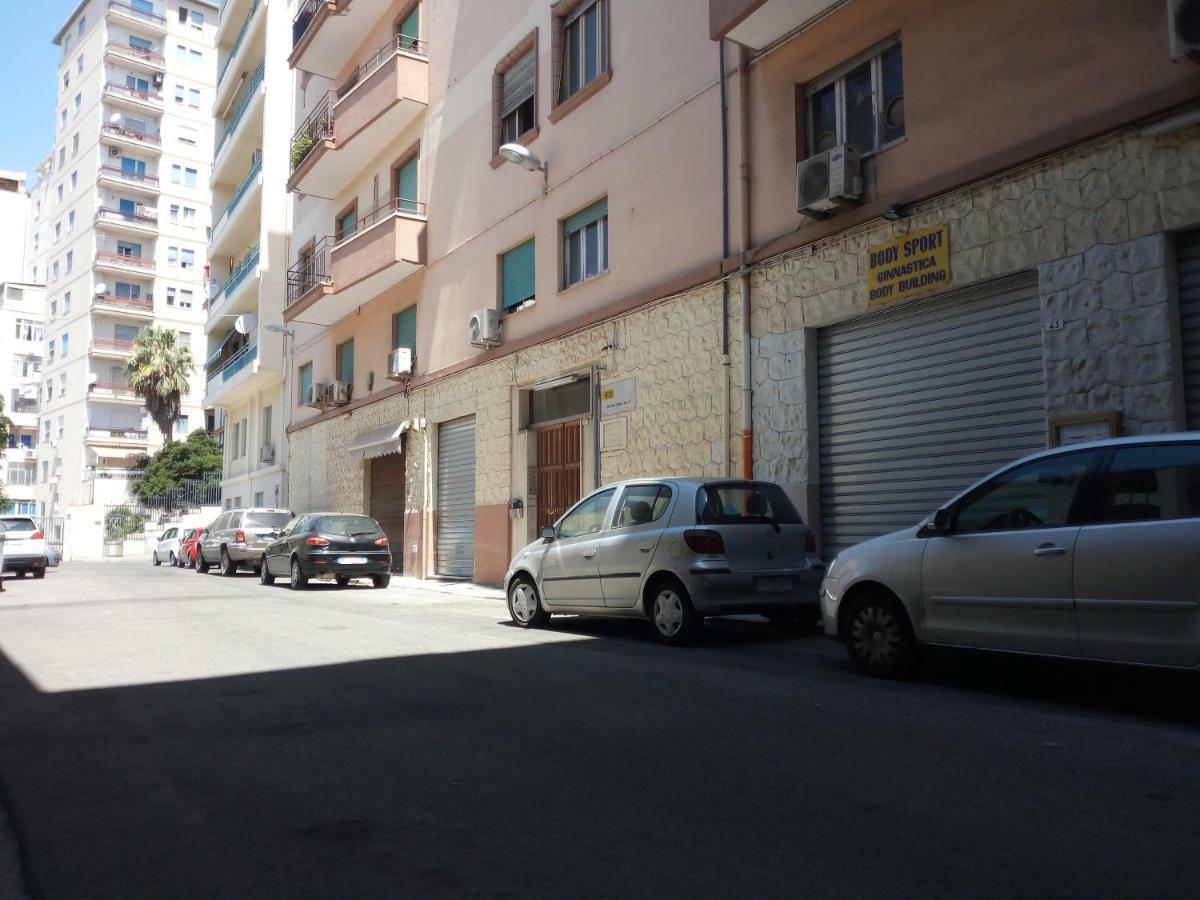 Ajana Rooms Cagliari Exterior foto